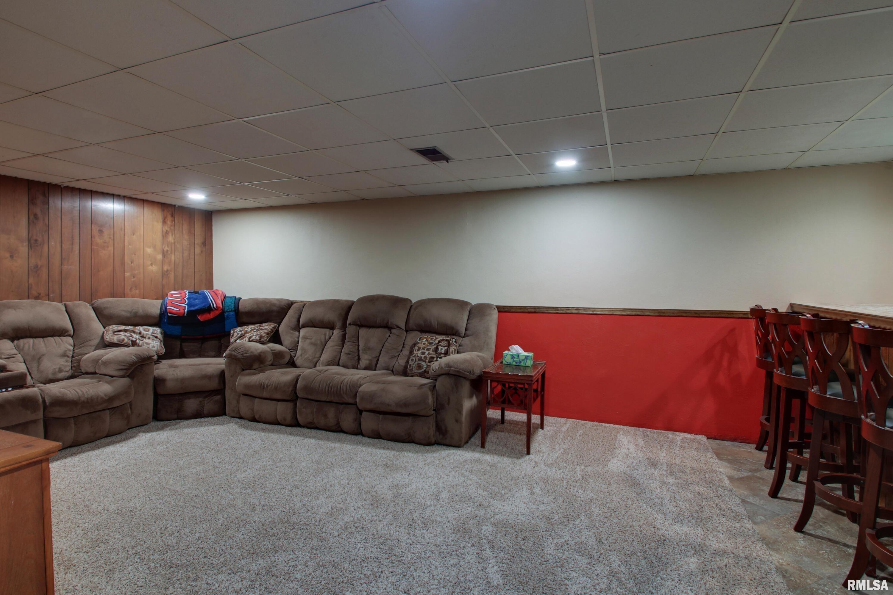 1530 Curtis Creek Road Quincy, IL 62301 - Photo 18 of 22 Gallery Image 18