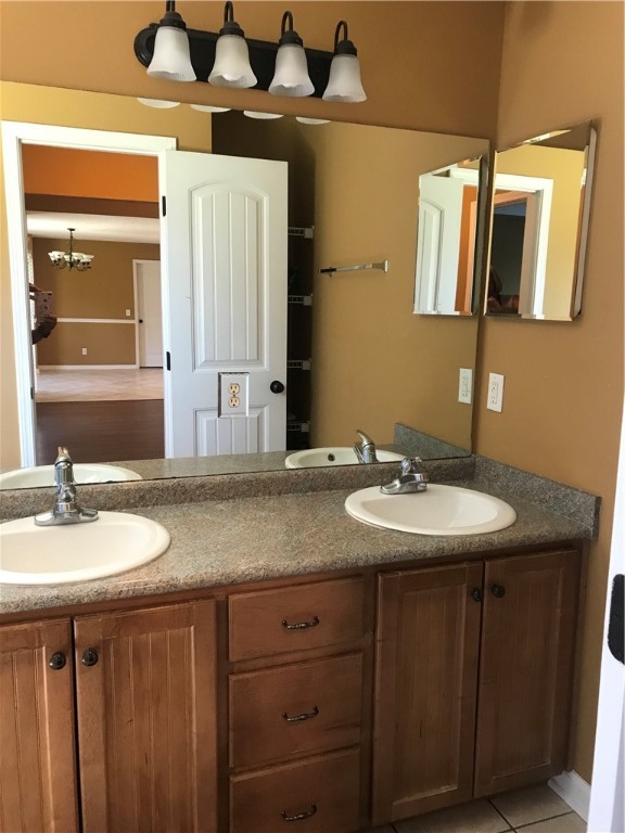 128 Avondale Road Brunswick, GA 31523 - Photo 7 of 12 FULL BATH DOUBLE VANITY