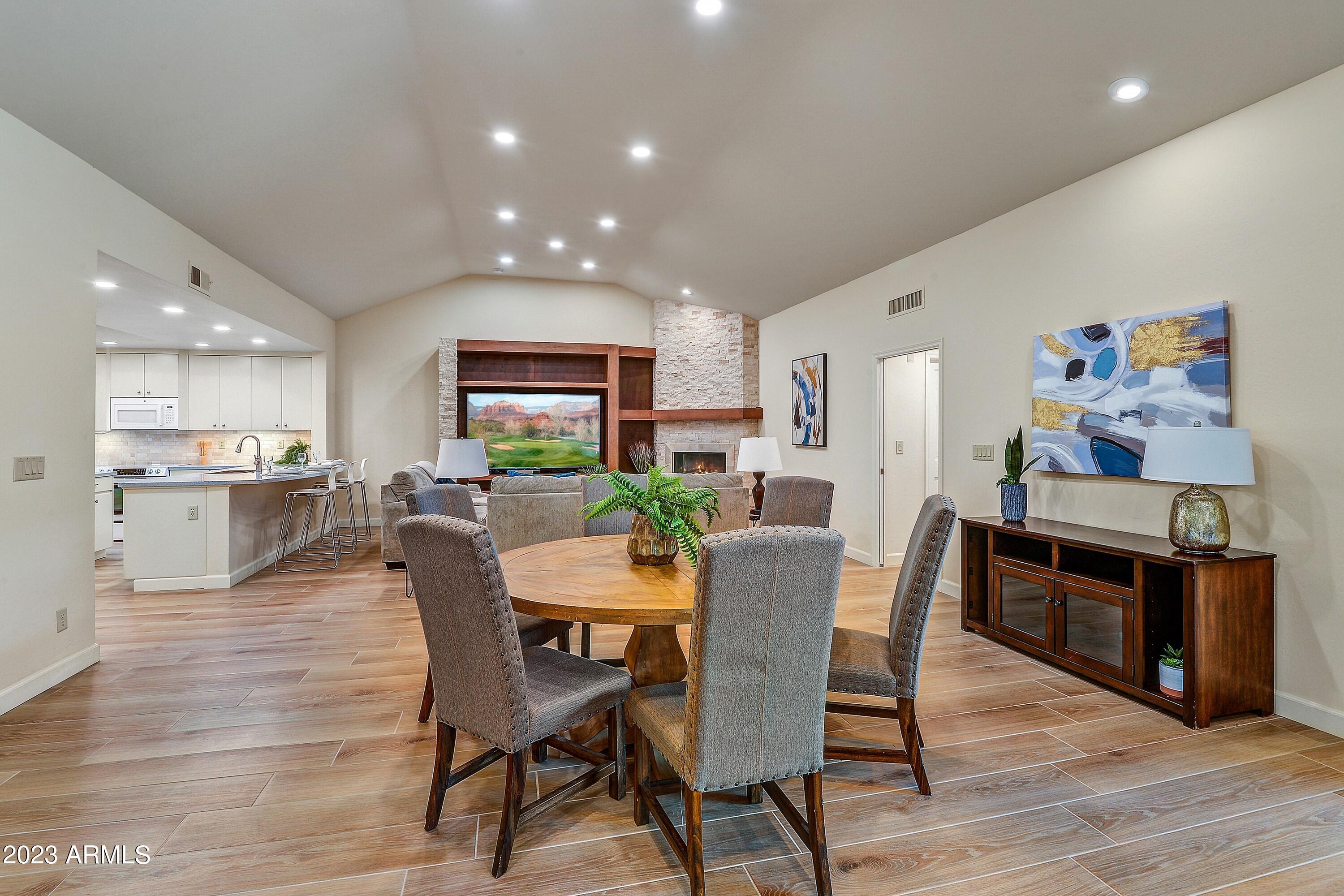 4436 East Camelback Road, Unit 36 Phoenix, AZ 85018 - Photo 4 of 34 005_Great RoomDiningKitchen