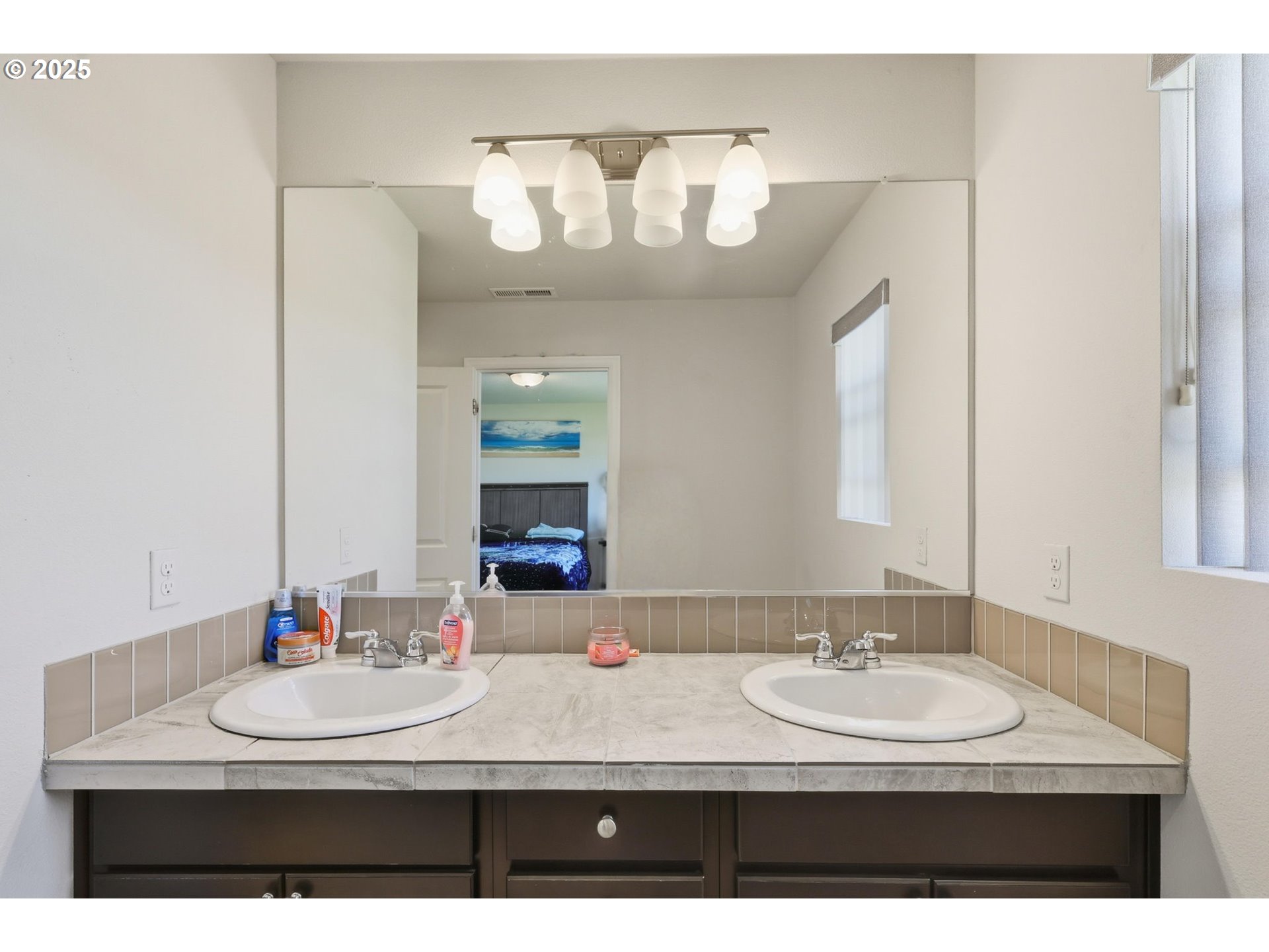 2293 Southeast 15th Alley Gresham, OR 97080 - Photo 14 of 33