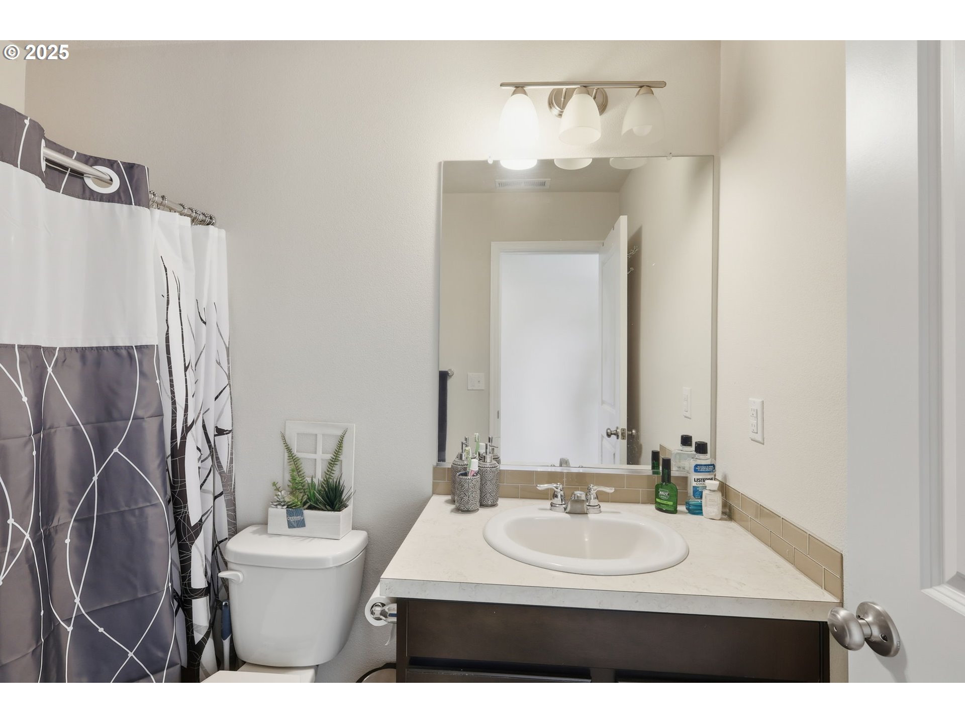 2293 Southeast 15th Alley Gresham, OR 97080 - Photo 18 of 33