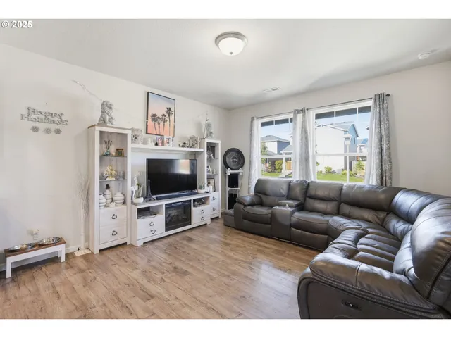 $455,000 | 2293 Southeast 15th Alley, Gresham, OR 97080