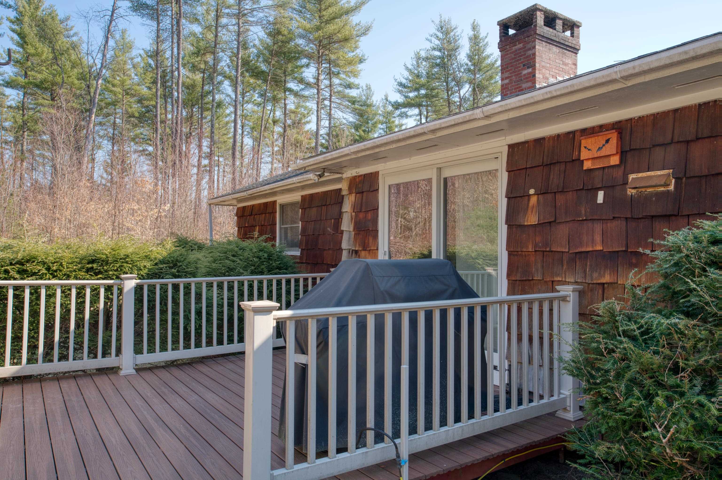 262 Concord Street Antrim, NH 03440 - Photo 4 of 33