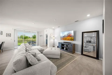 $525,000 | 2013 Midnight Pearl Drive, Sarasota, FL 34240