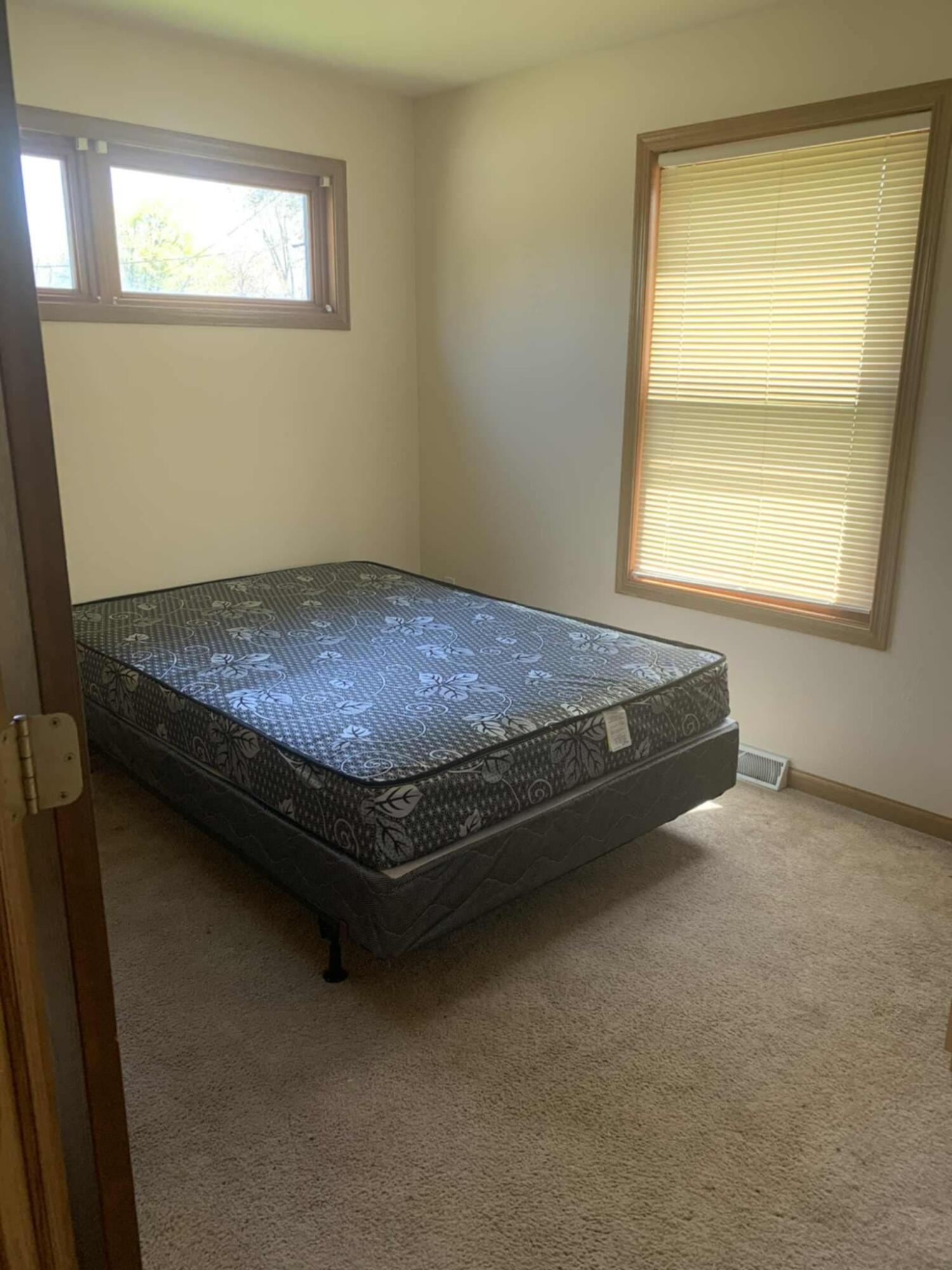 2140 North 27th Street Milwaukee, WI 53208 - Photo 11 of 19 39246992-4313-44b8-9c65-fd2f77843c93