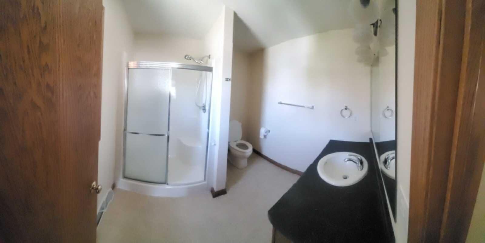 2140 North 27th Street Milwaukee, WI 53208 - Photo 15 of 19 ea9703c4-11b9-4f39-8de2-7aef63f24707