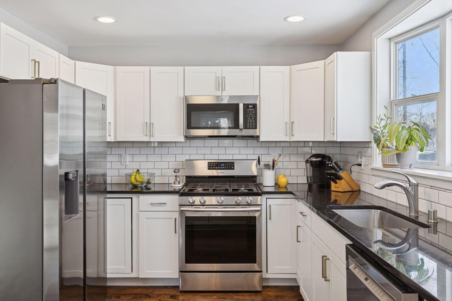 3525 30th Avenue North Robbinsdale, MN 55422 - Photo 14 of 57