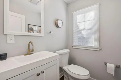 $450,000 | 3525 30th Avenue North, Robbinsdale, MN 55422