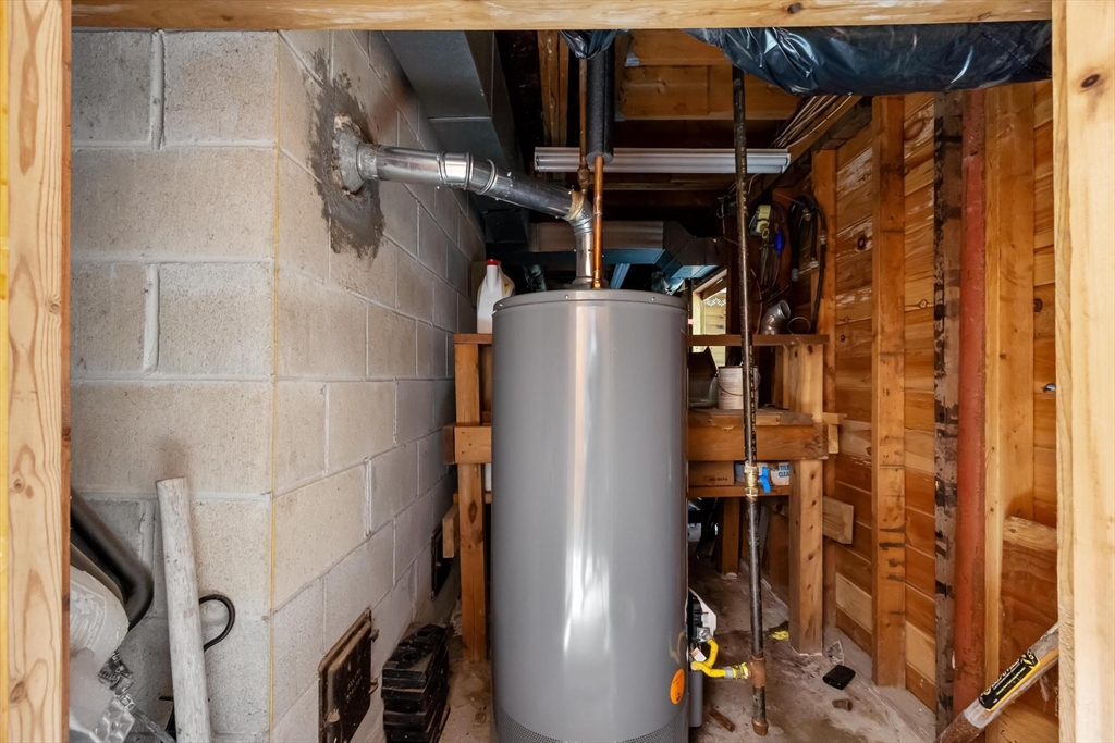 90 Appleton Circle Fitchburg, MA 01420 - Photo 23 of 30