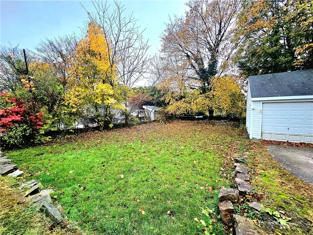 $1,300 | 13 York Avenue, Unit 3, Westerly, RI 02891