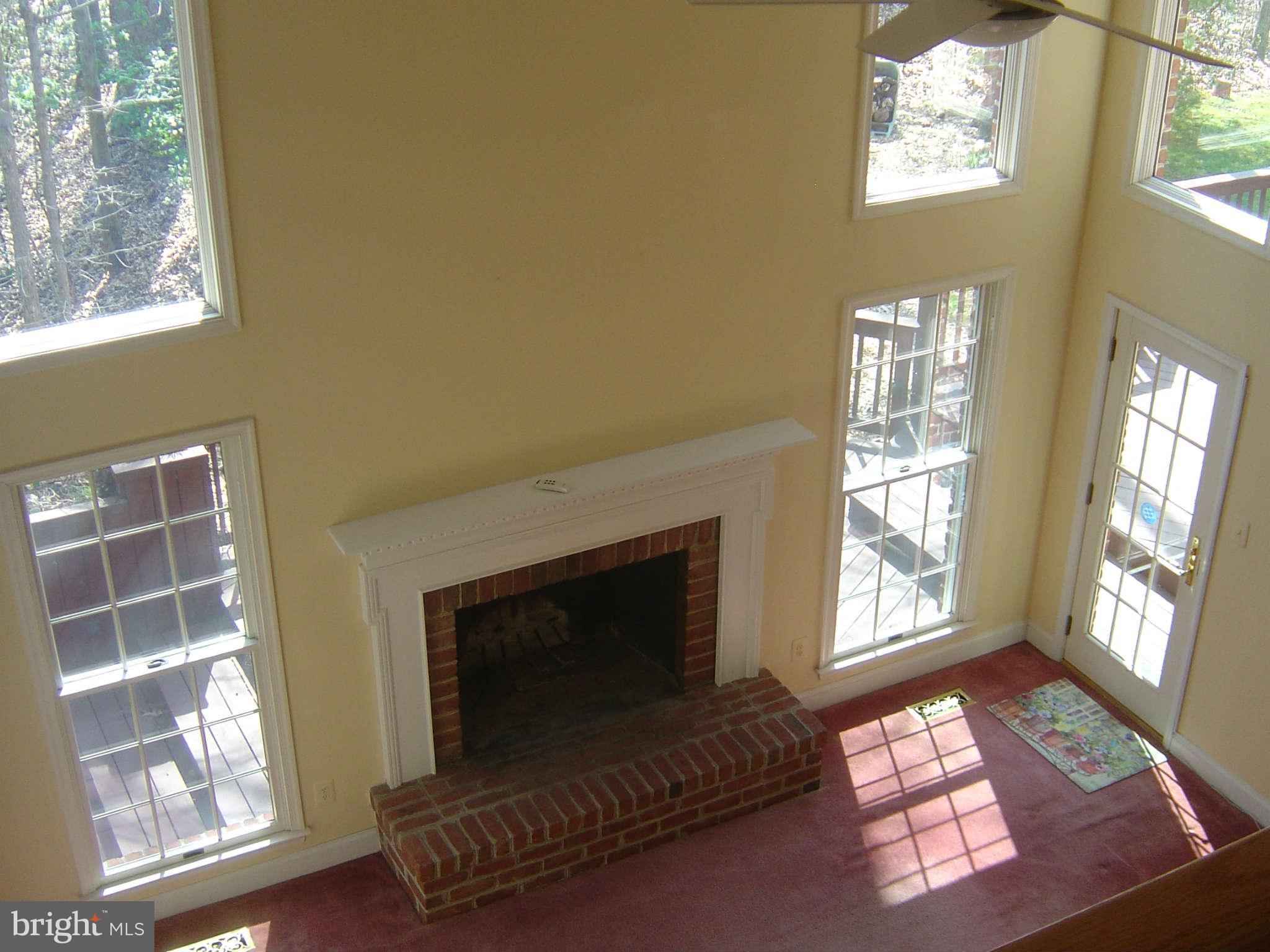 2713 Howard Grove Road Davidsonville, MD 21035 - Photo 15 of 30 Family Room