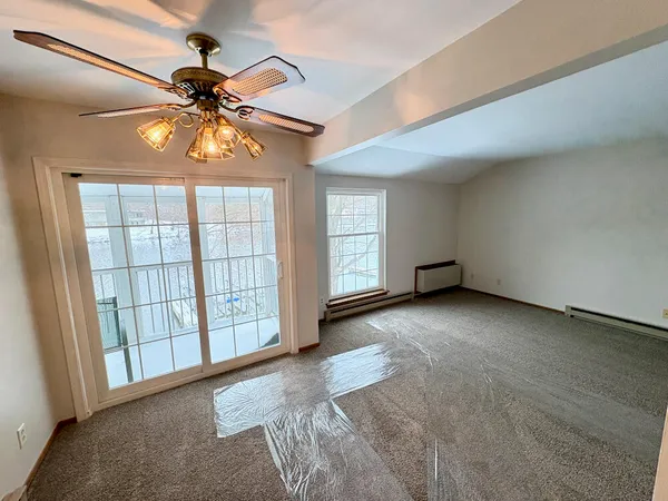 $314,900 | 300 Foxwood Drive, Unit 160, Waterford, WI 53185