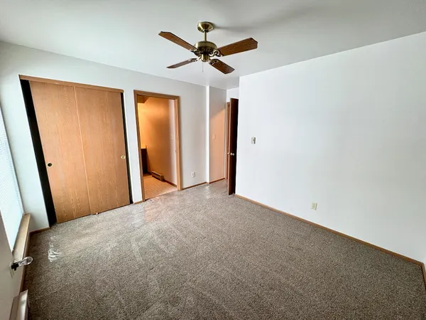$314,900 | 300 Foxwood Drive, Unit 160, Waterford, WI 53185