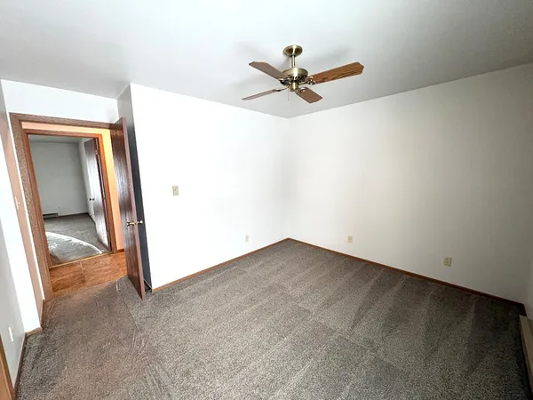 $314,900 | 300 Foxwood Drive, Unit 160, Waterford, WI 53185