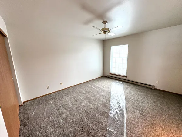 $314,900 | 300 Foxwood Drive, Unit 160, Waterford, WI 53185