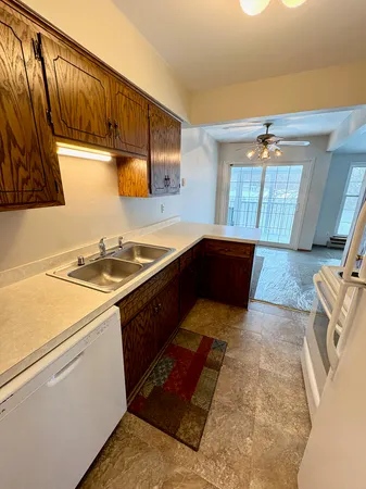 $314,900 | 300 Foxwood Drive, Unit 160, Waterford, WI 53185