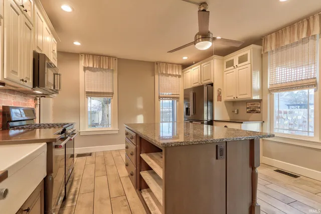 $265,500 | 529 Herndon Drive, Evansville, IN 47711