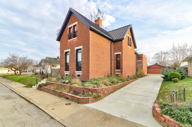 $265,500 | 529 Herndon Drive, Evansville, IN 47711