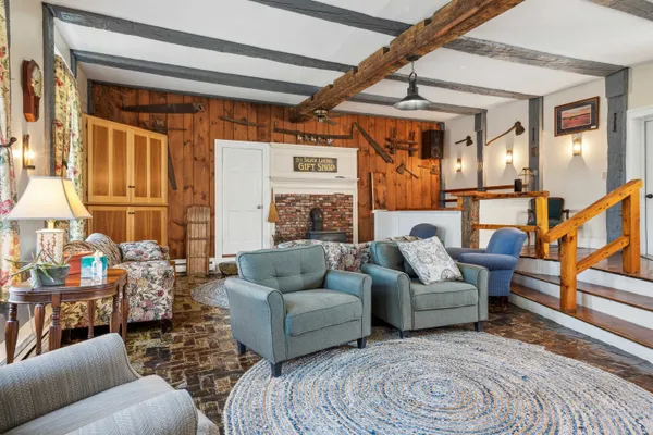 $2,995,000 | 9 Main Street, Lyme, NH 03768