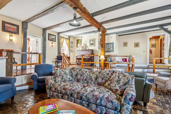 $2,995,000 | 9 Main Street, Lyme, NH 03768