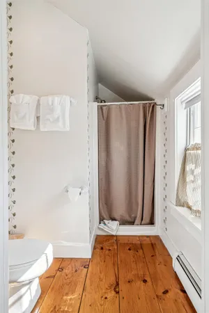 $2,995,000 | 9 Main Street, Lyme, NH 03768