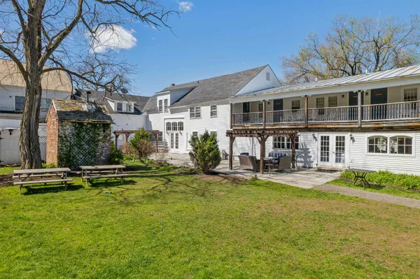 $2,995,000 | 9 Main Street, Lyme, NH 03768