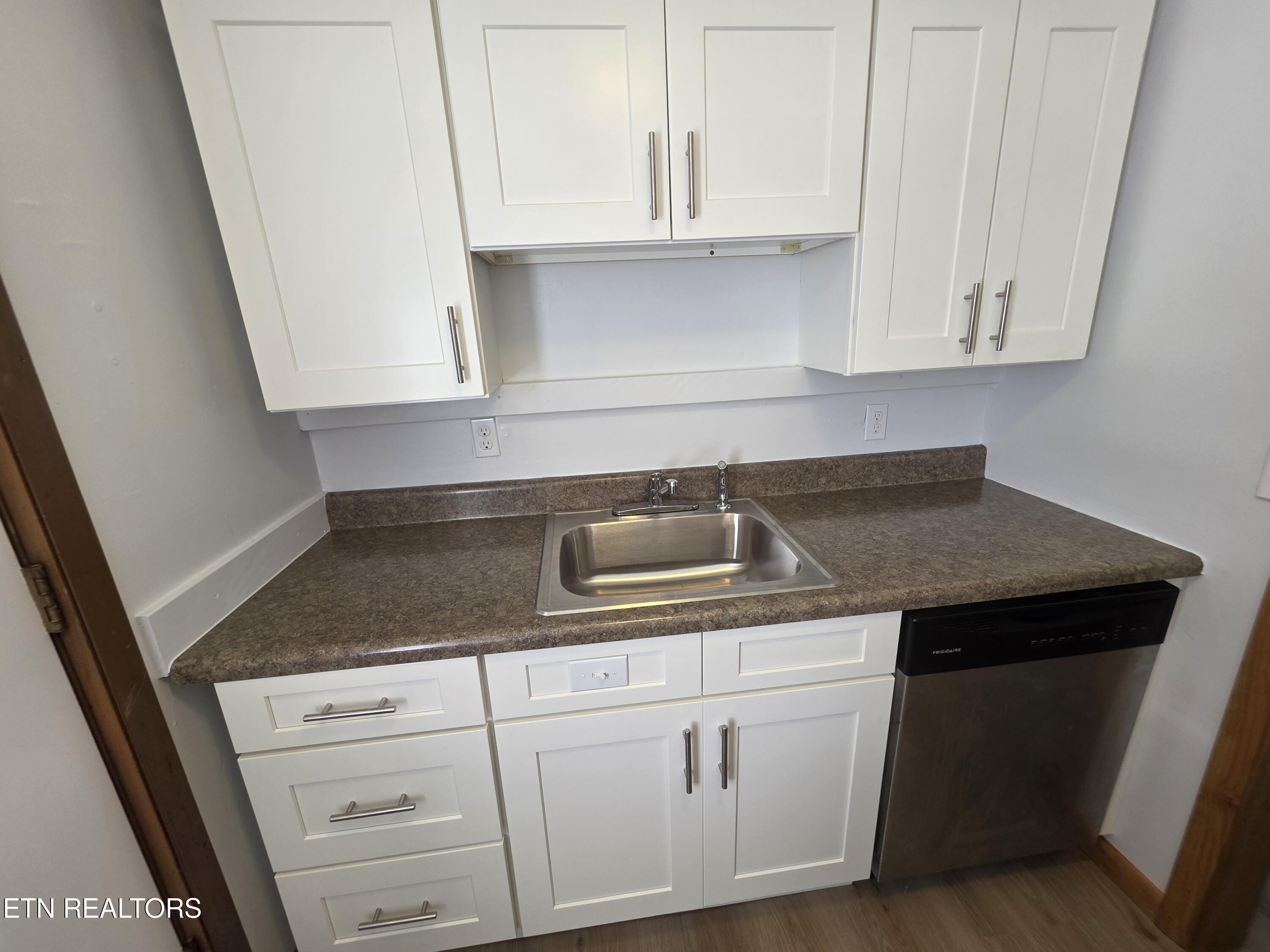 187-191 Tacoma Road Oak Ridge, TN 37830 - Photo 12 of 60 1000005164