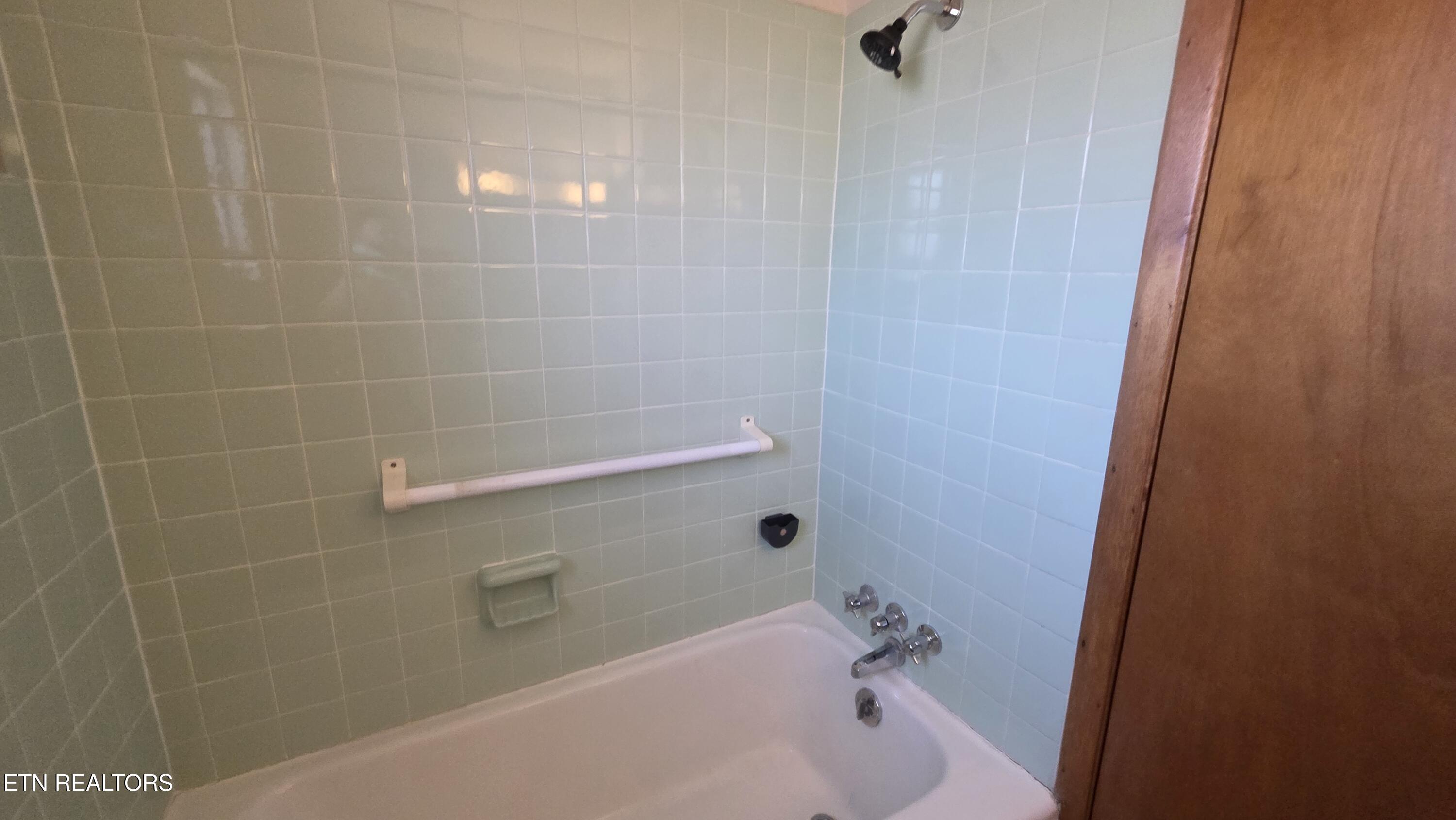 187-191 Tacoma Road Oak Ridge, TN 37830 - Photo 47 of 60 1000006206