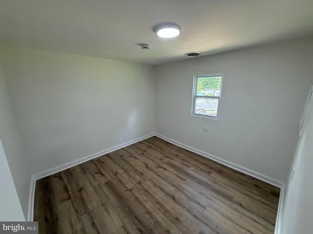 $1,800 | 14679 Coastal Highway, Milton, DE 19968