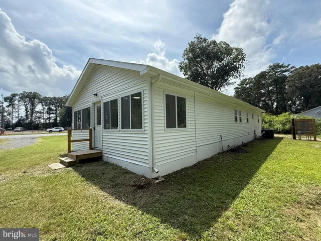 $1,800 | 14679 Coastal Highway, Milton, DE 19968