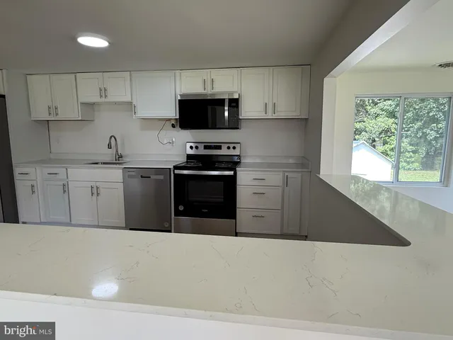 $1,800 | 14679 Coastal Highway, Milton, DE 19968