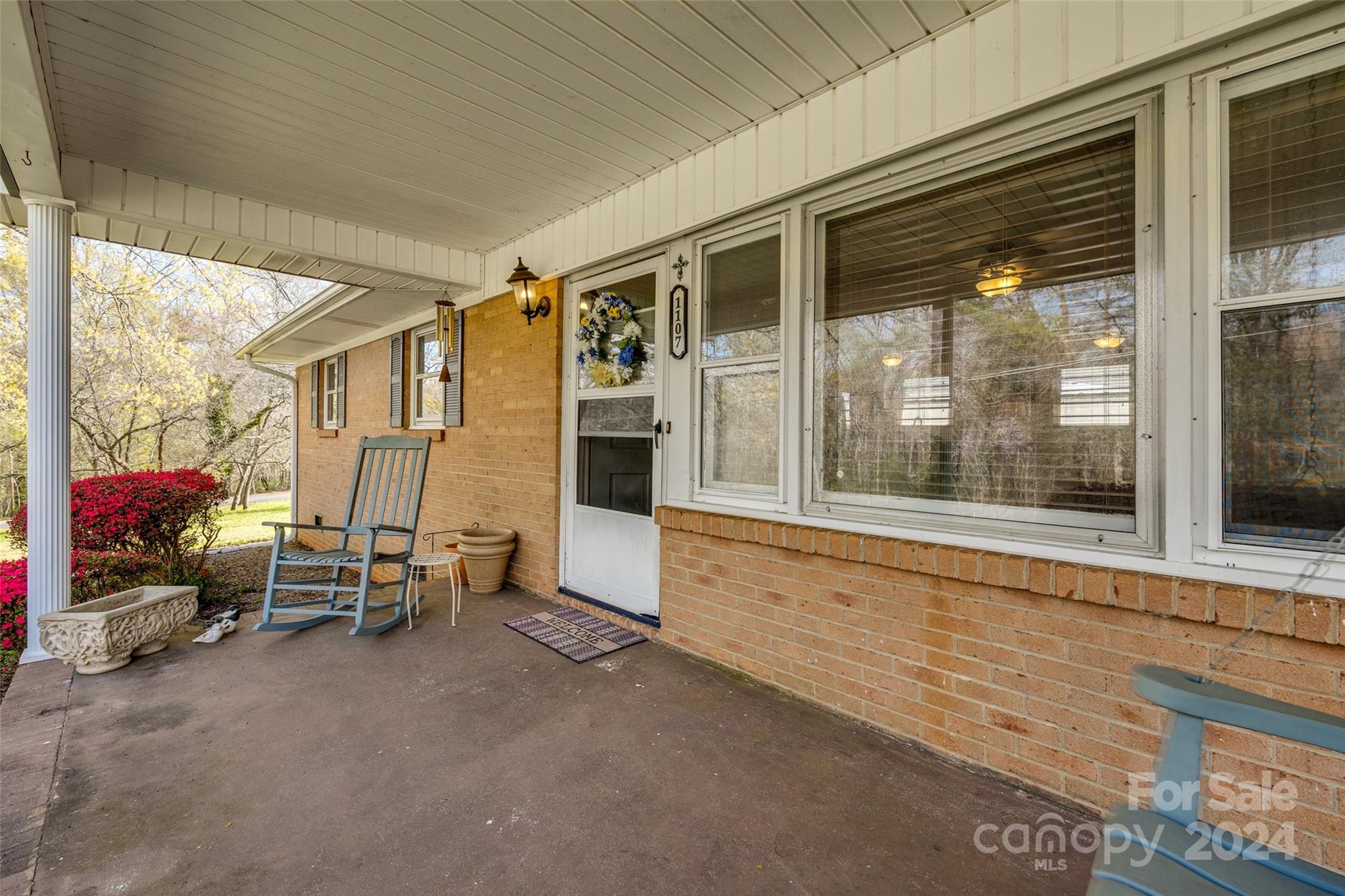1107 Lane Road Mount Holly, NC 28120 - Photo 2 of 16 Gallery Image 2