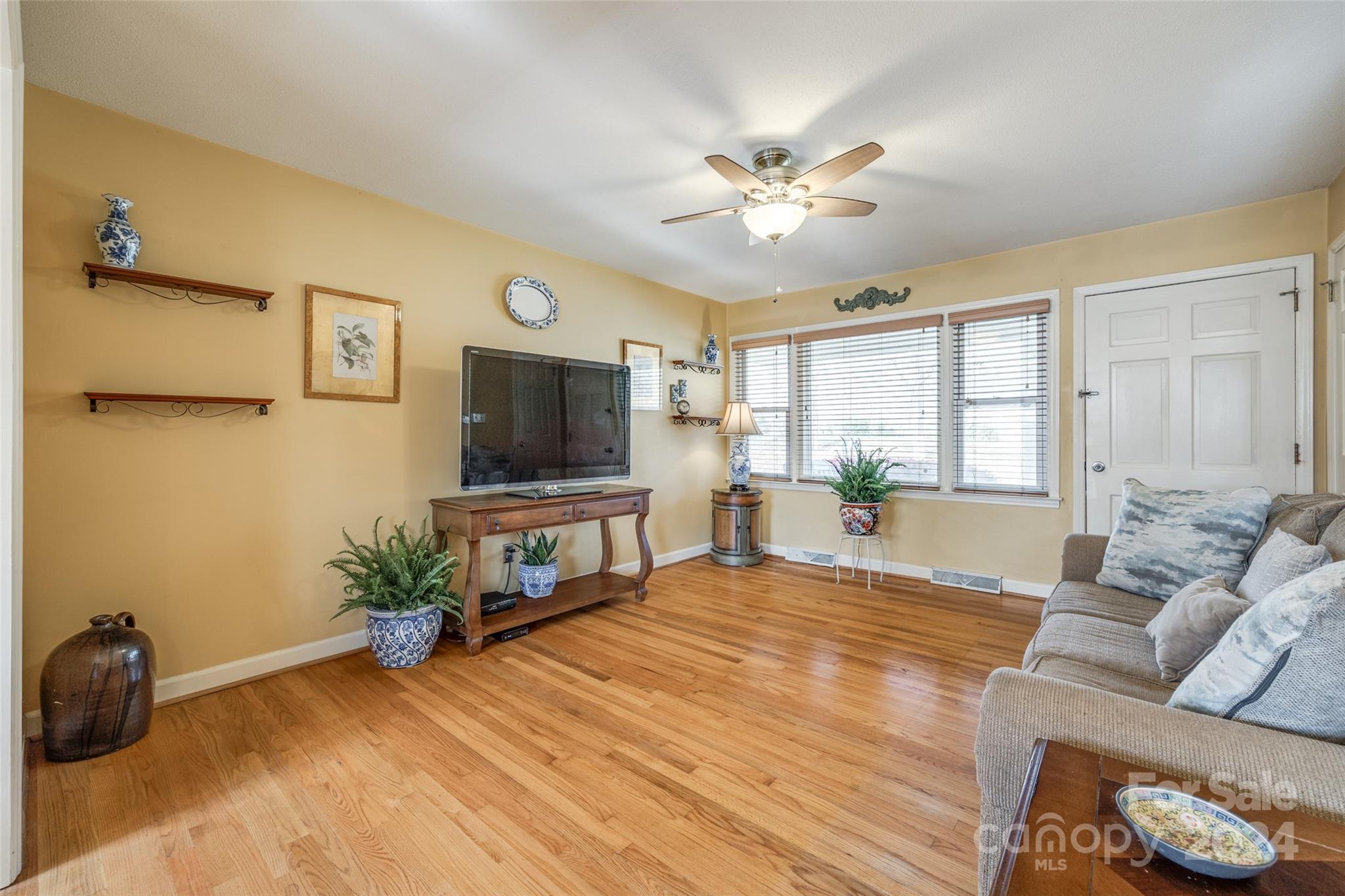 1107 Lane Road Mount Holly, NC 28120 - Photo 3 of 16 Gallery Image 3