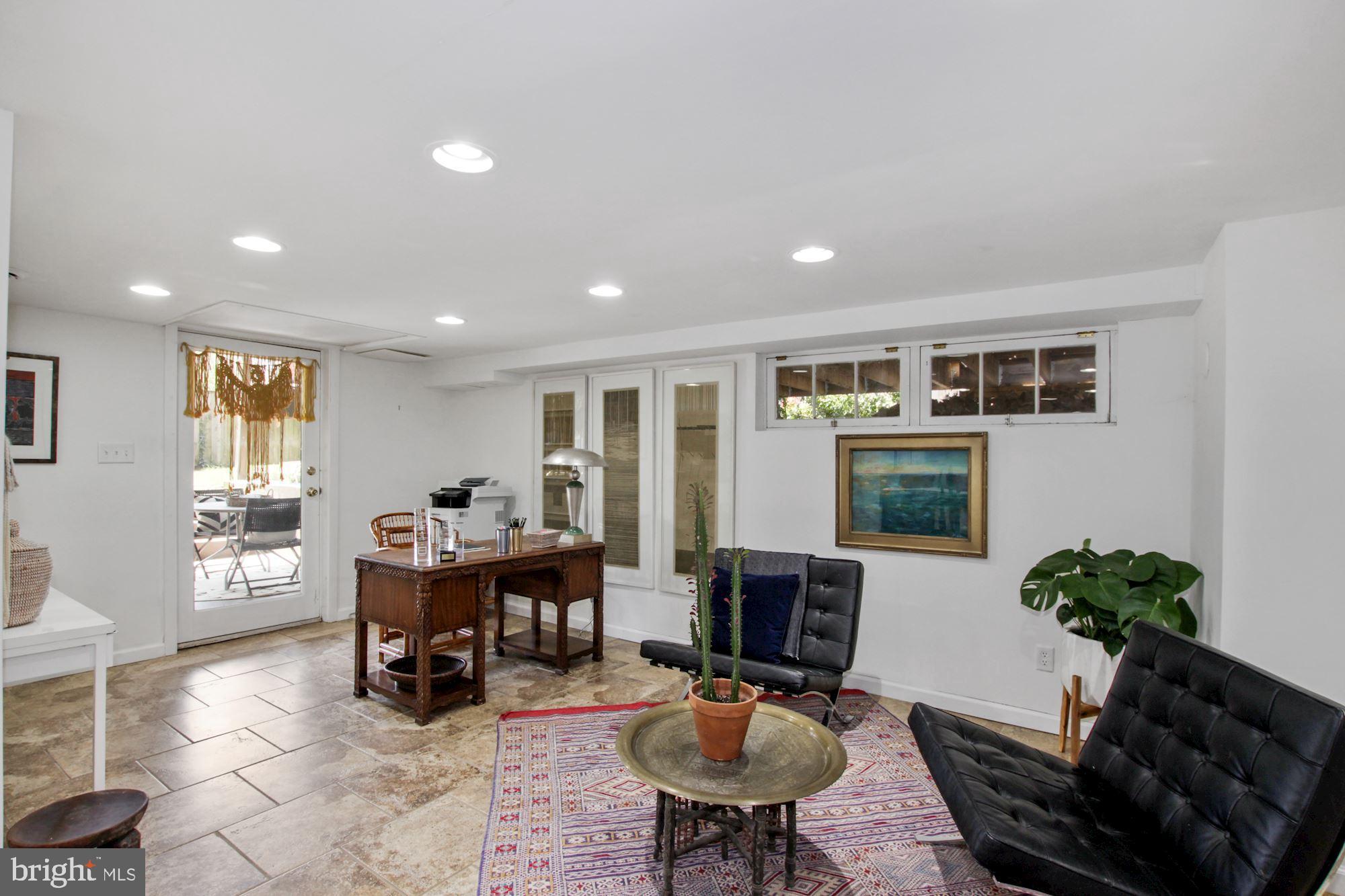 307 Franklin Avenue Silver Spring, MD 20901 - Photo 24 of 42 Gallery Image 24