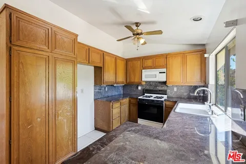 $815,000 | 4362 Milpas Street, Camarillo, CA 93012