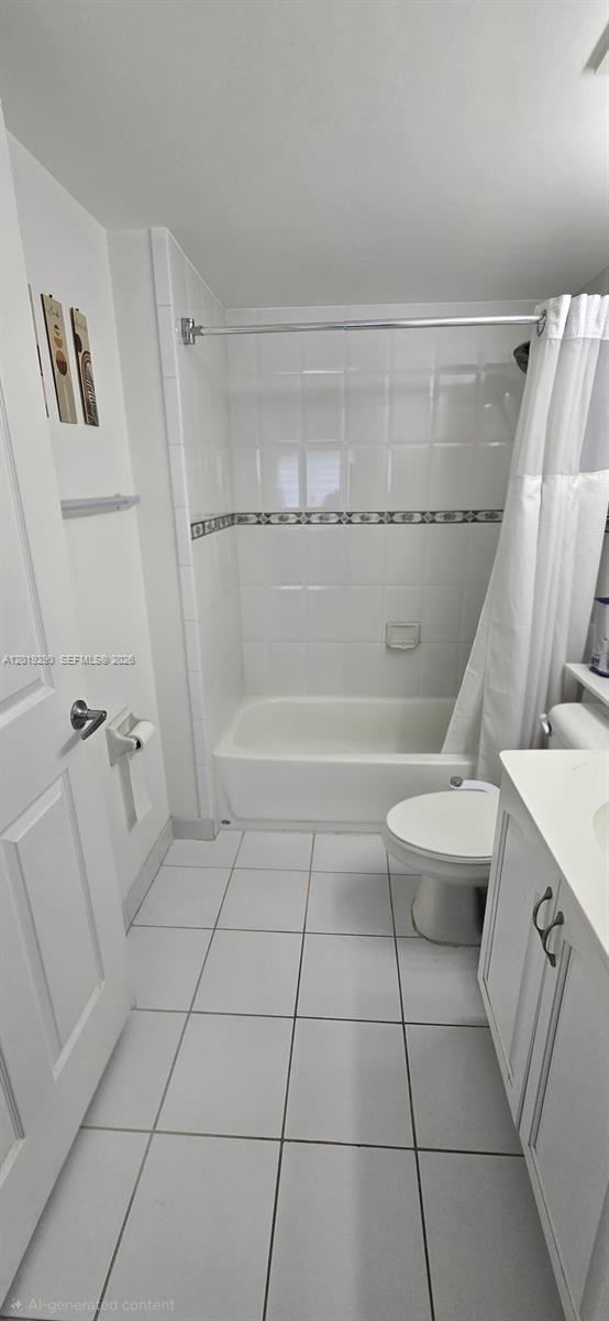 2475 Northwest 16th St Road, Unit 504 Miami, FL 33125 - Photo 21 of 31 Master bathroom