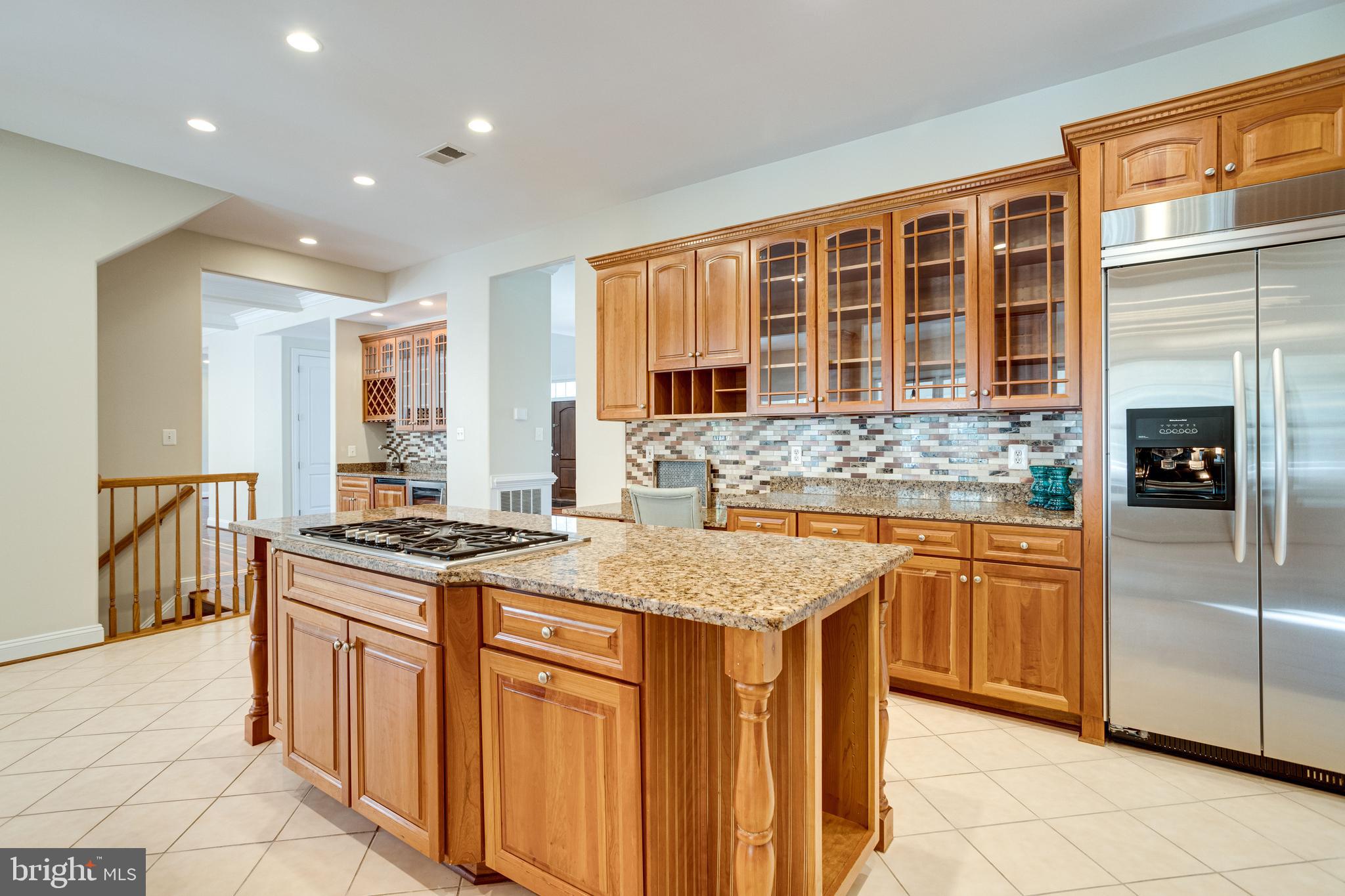 7111 Granberry Way Springfield, VA 22151 - Photo 23 of 84 Ceramic tile floors, and space!!