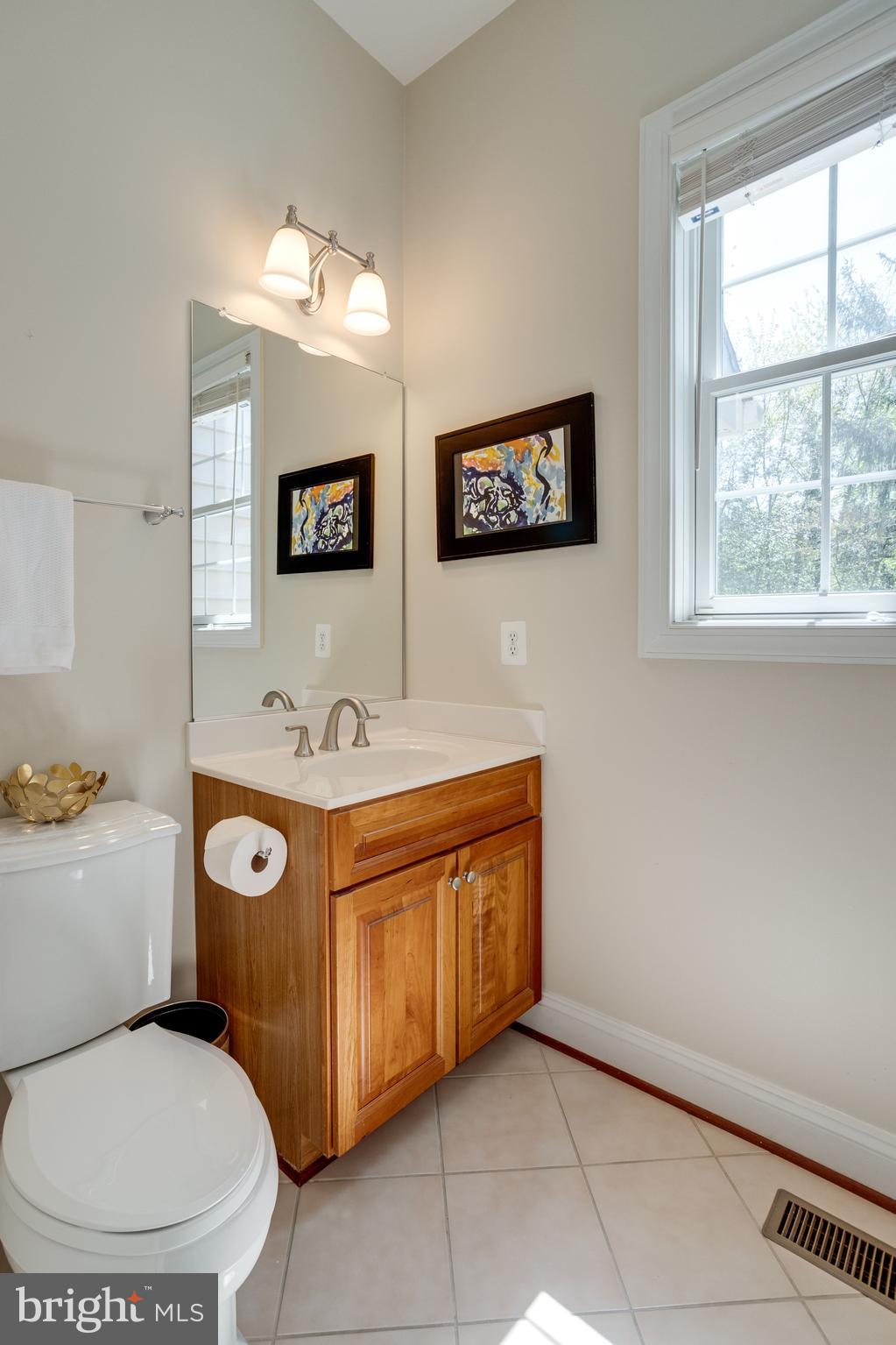 7111 Granberry Way Springfield, VA 22151 - Photo 24 of 84 Half bath on the main