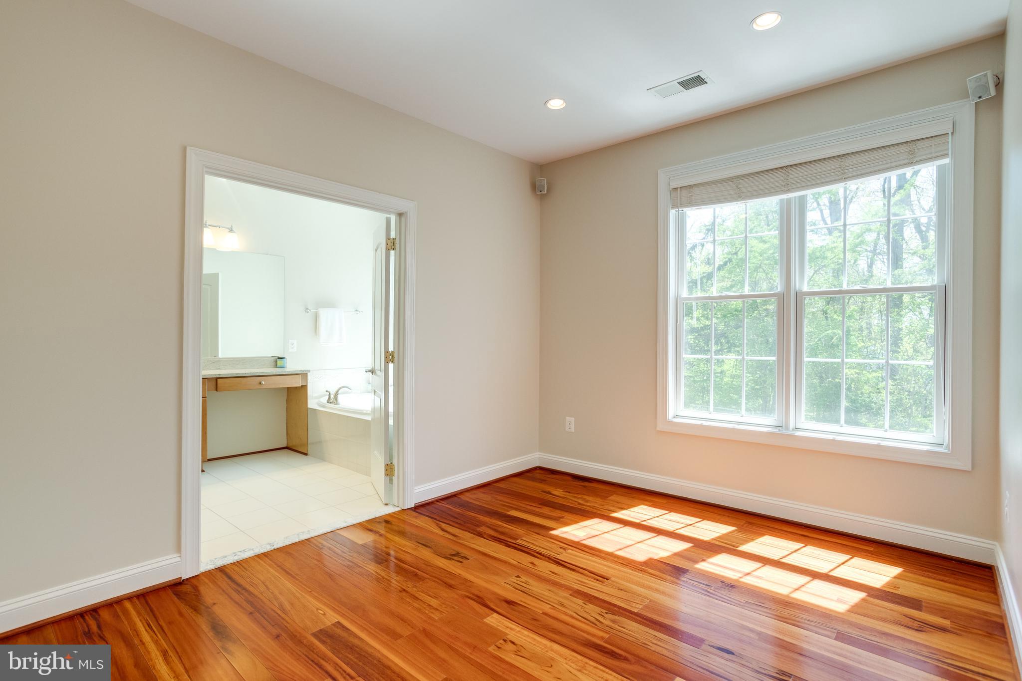 7111 Granberry Way Springfield, VA 22151 - Photo 54 of 84 ...a sitting room....