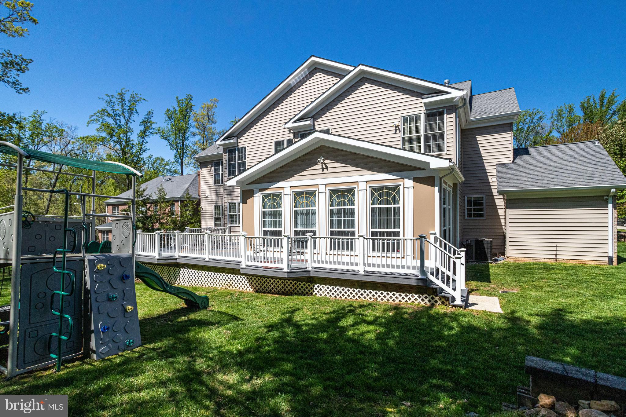7111 Granberry Way Springfield, VA 22151 - Photo 78 of 84 Captivating architecture!!