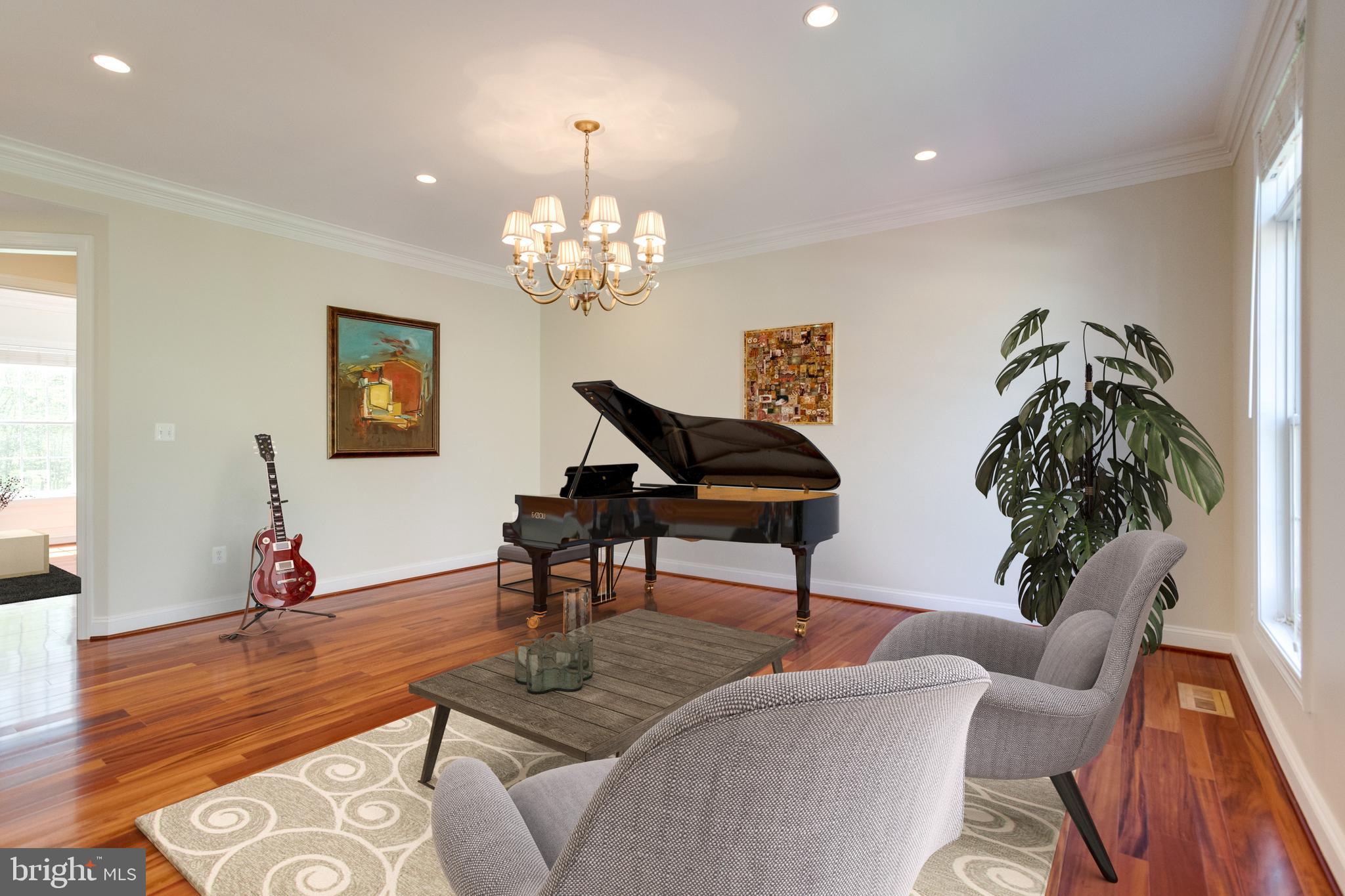 7111 Granberry Way Springfield, VA 22151 - Photo 9 of 84 Perfect merge of classic and contemporary