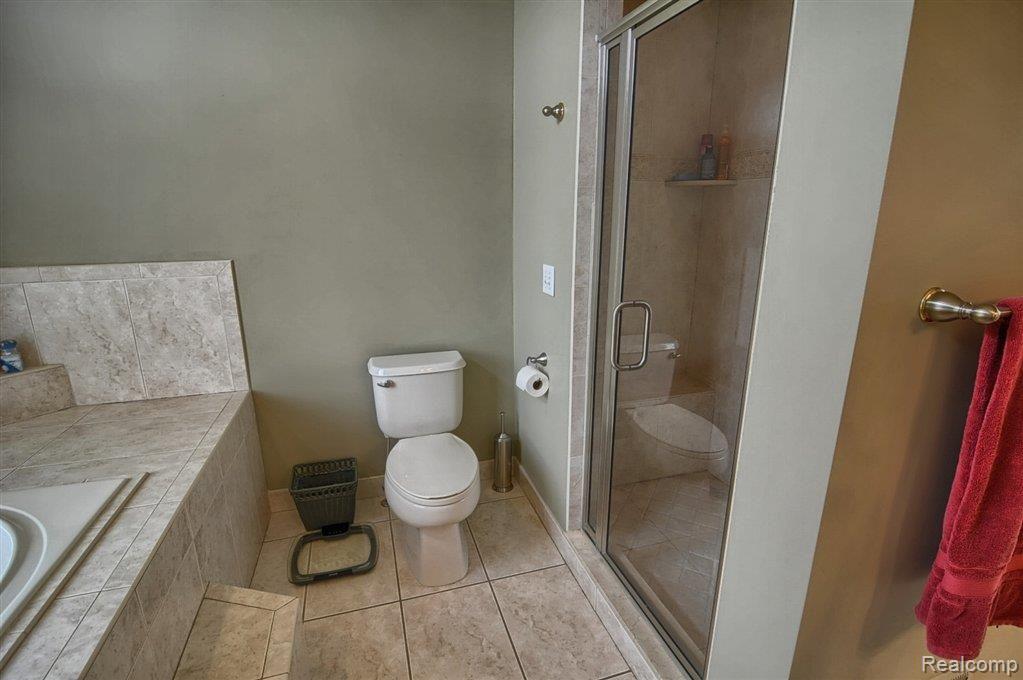 72668 Campground Road Romeo, MI 48065 - Photo 19 of 32 Master Bathroom 2nd View.jpg