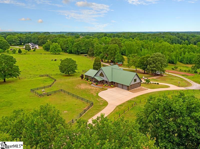 169 Berry Road Pelzer, SC 29669 - Photo 1 of 36 Gallery Image 1