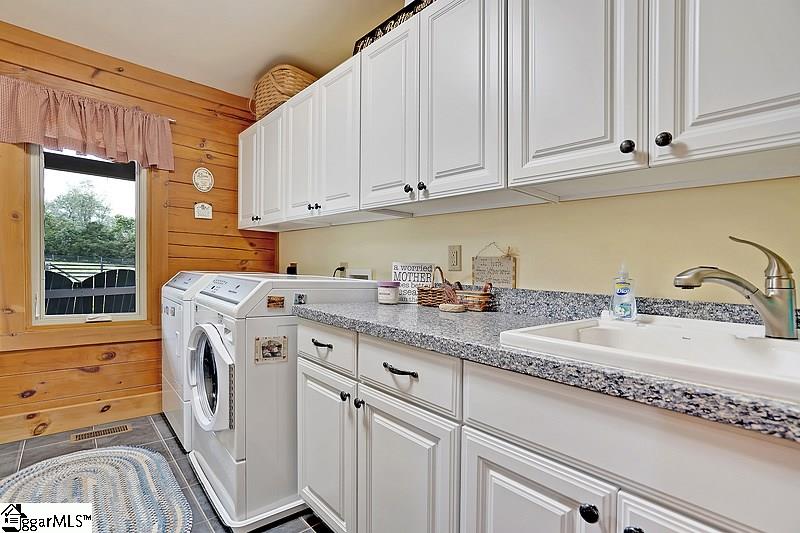 169 Berry Road Pelzer, SC 29669 - Photo 15 of 36 Gallery Image 15