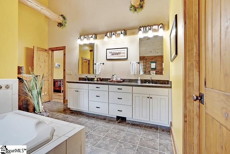 169 Berry Road Pelzer, SC 29669 - Photo 17 of 36 Gallery Image 17