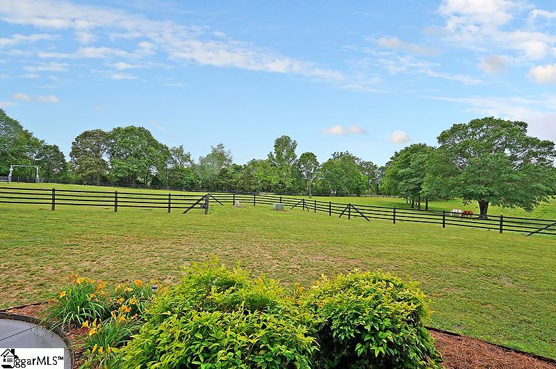 169 Berry Road Pelzer, SC 29669 - Photo 5 of 36 Gallery Image 5