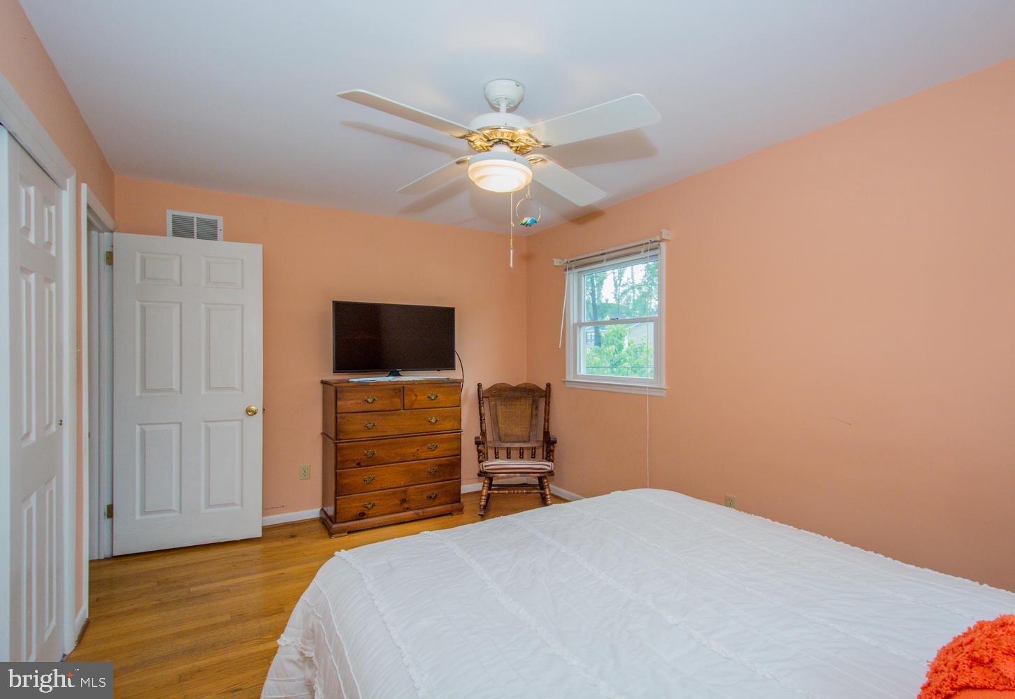 13 Sheridan Road Arnold, MD 21012 - Photo 22 of 37 Gallery Image 22