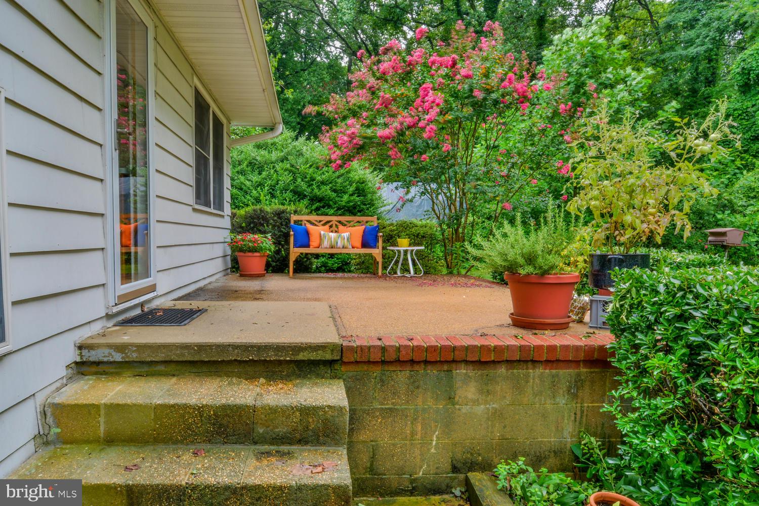13 Sheridan Road Arnold, MD 21012 - Photo 34 of 37 Large porch off of kitchen