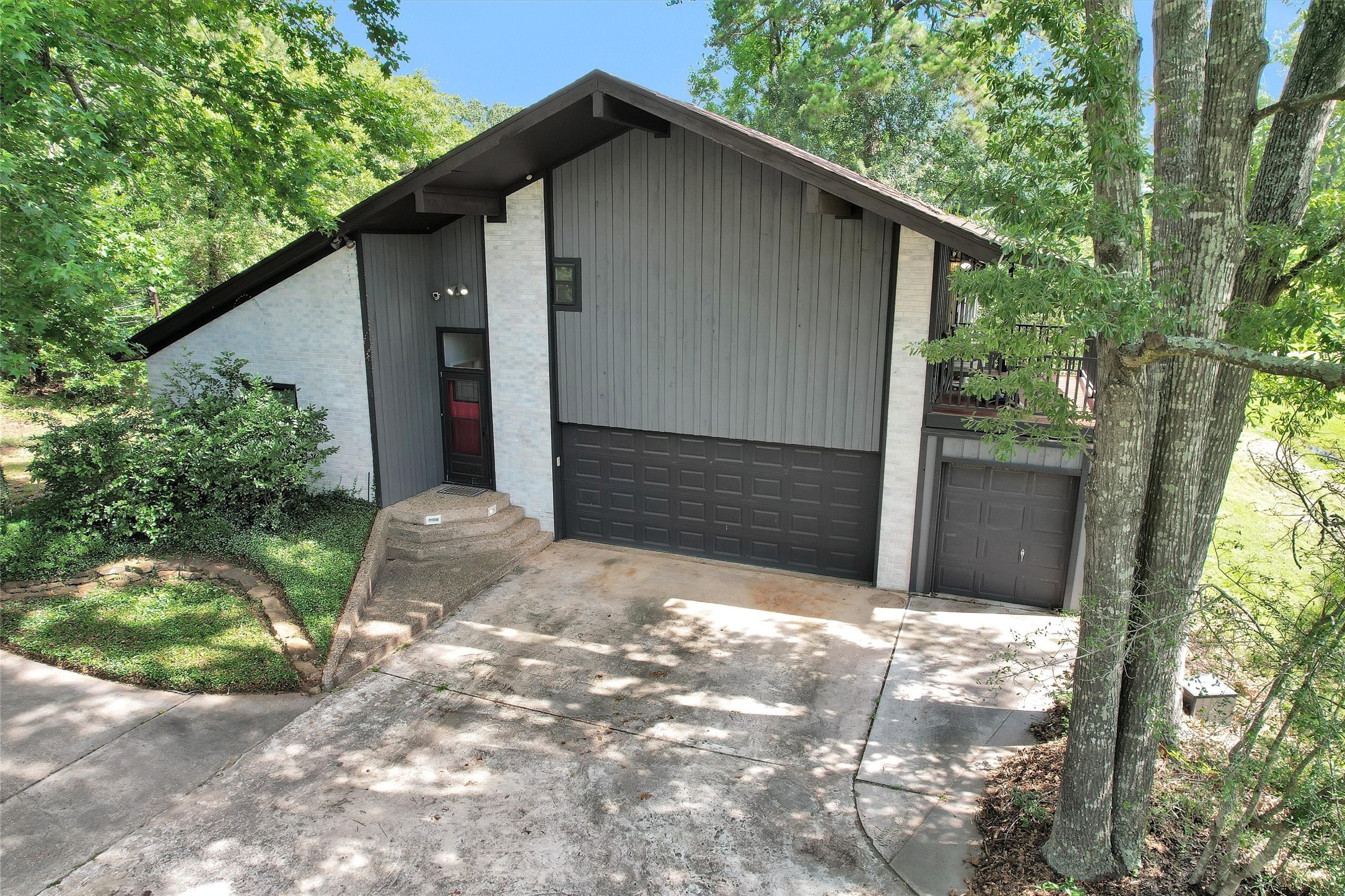 1708 League Line Road Conroe, TX 77304 - Photo 2 of 49