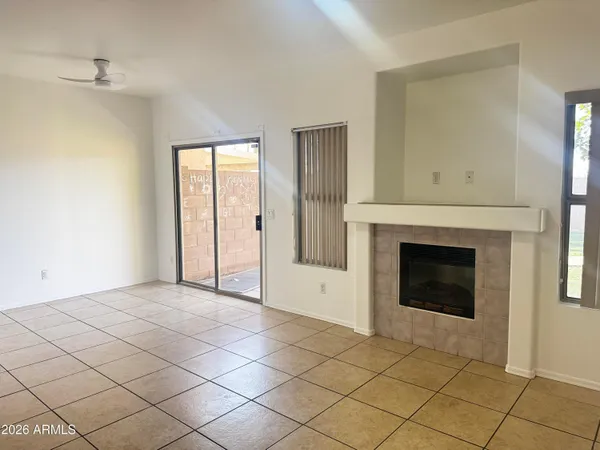$1,795 | 1922 North 106th Lane, Avondale, AZ 85392